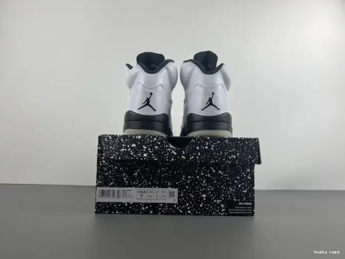 Cheap Husky AIR DD0587-110 5 RETRO JORDAN 'WHITE BLACK' 0625